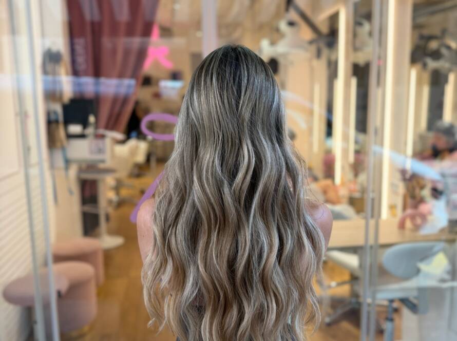Diagnóstico capilar profesional en Eva Pellejero peluquería Zaragoza